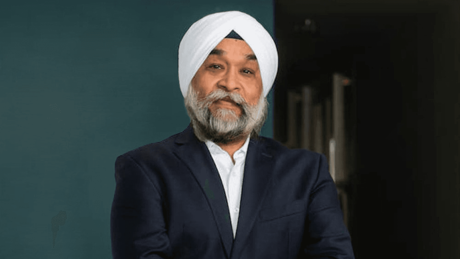 Dr. Manohar Singh Named UWO Chancellor